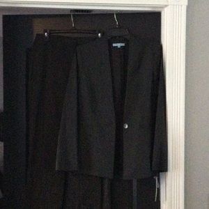 2 piece Antonio Melani suit